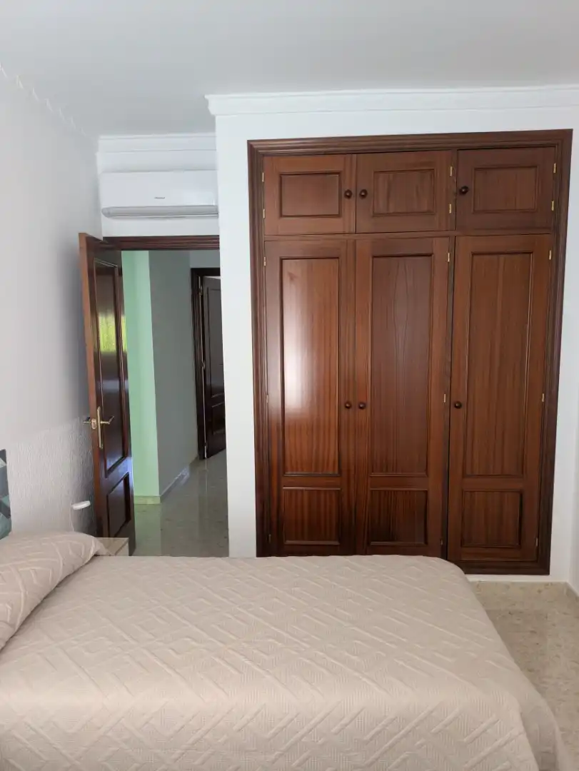 Piso en venta en Avenida José Antonio Gallego, 2, El Cuervo de Sevilla Habitación de Piso en venta en El Cuervo de Sevilla con Aire acondicionado, Trastero y Amueblado