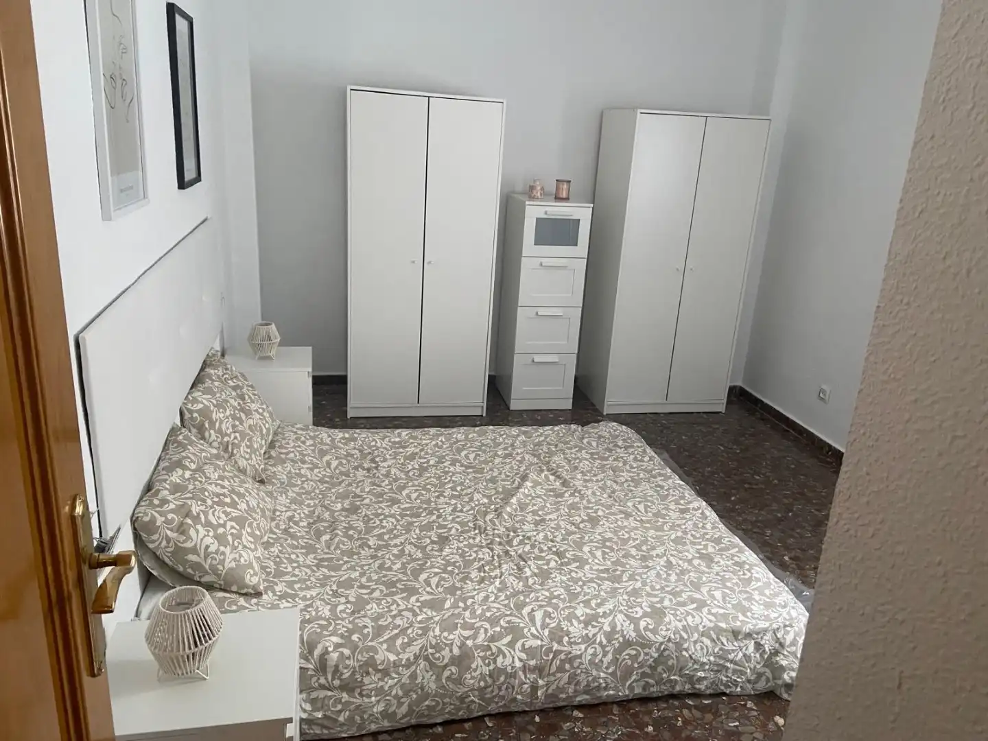 Habitación de Piso de alquiler en Mancha Real con Terraza, Trastero y Amueblado