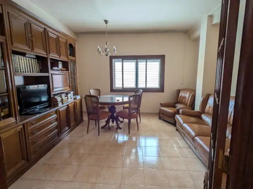 Piso en venta en Carrer D'arizala, 1, Sants-Badal Sala de estar de Piso en venta en Barcelona Capital con Balcón