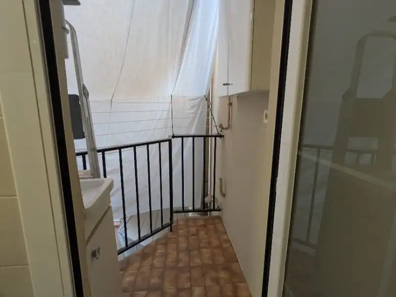 Piso en venta en Carrer D'arizala, 1, Sants-Badal Terraza de Piso en venta en Barcelona Capital con Balcón