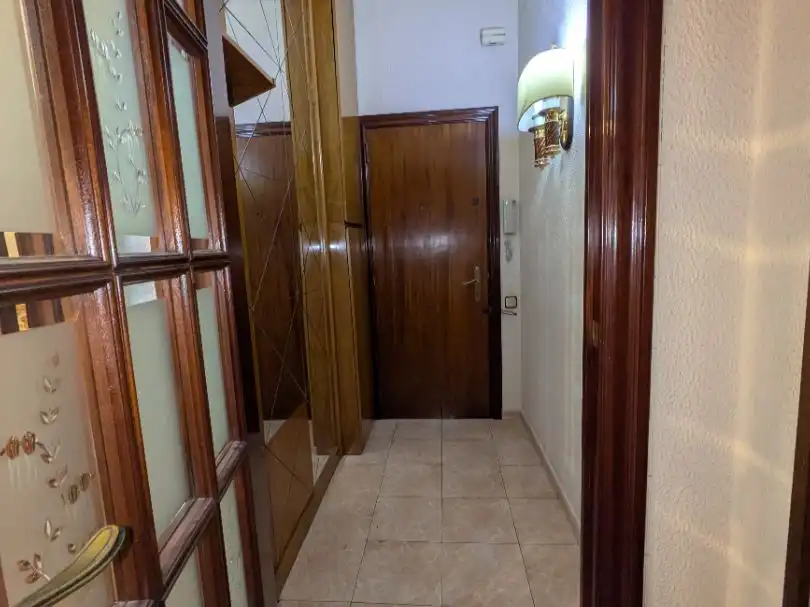 Piso en venta en Carrer D'arizala, 1, Sants-Badal Piso en venta en Barcelona Capital con Balcón