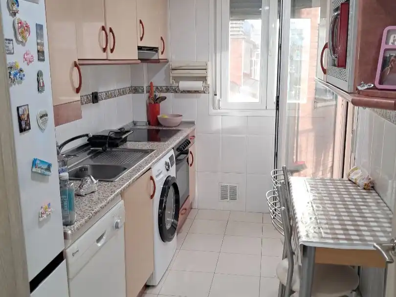 Flat for sale in Valdefierro Kitchen of Flat for sale in Zaragoza with Air Conditioner, Heating and Parquet flooring