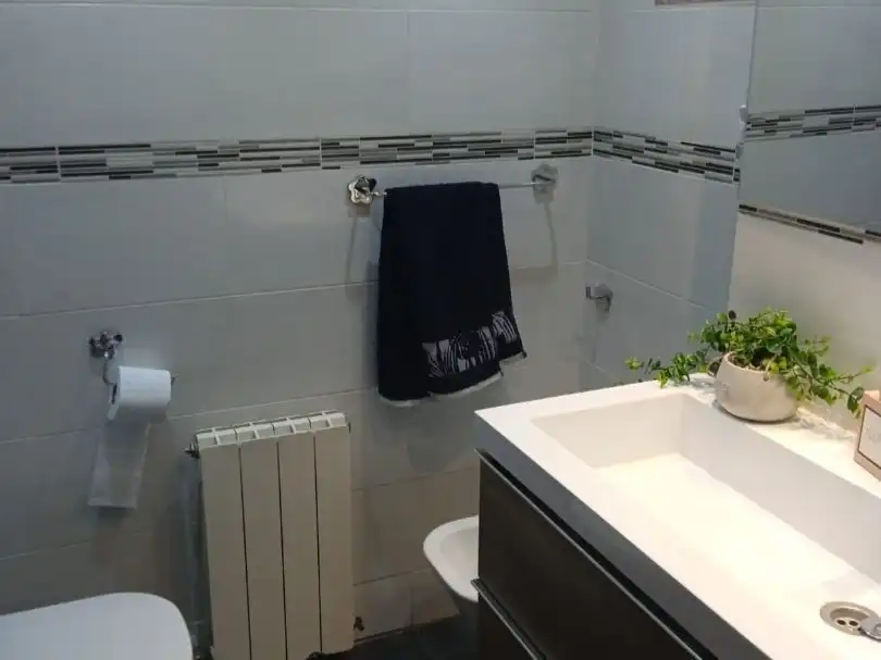 Flat for sale in Valdefierro Bathroom of Flat for sale in Zaragoza with Air Conditioner, Heating and Parquet flooring