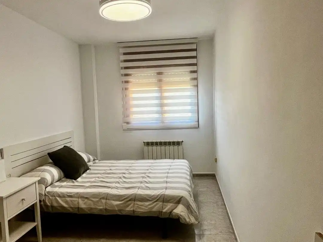 Bedroom of Flat for rent in Alcañiz  with Air Conditioner, Terrace and Balcony