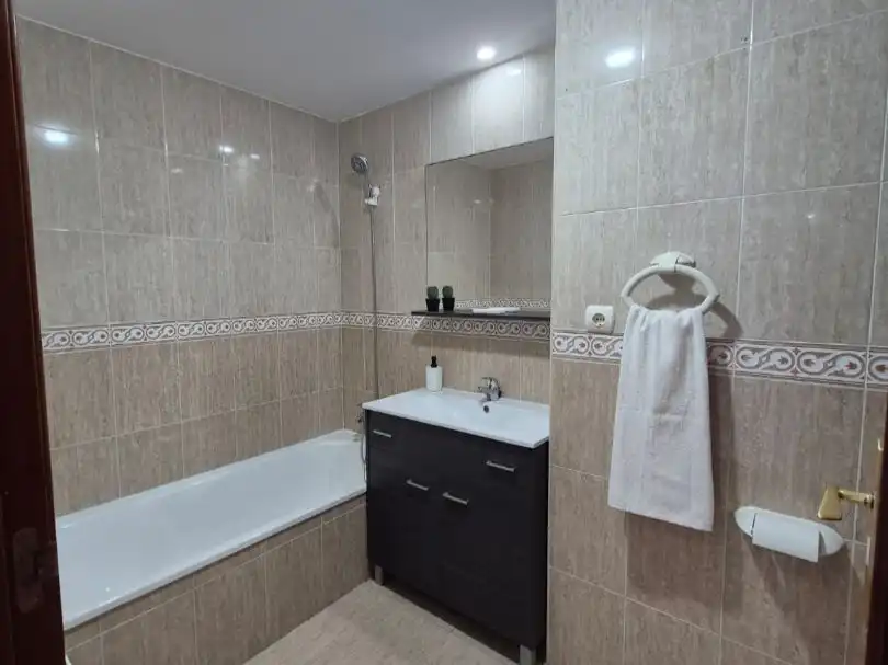 Wohnung zum Verkauf in Calle Toso Muñiz, 5, Versalles Badezimmer von Wohnung zum Verkauf in Avilés