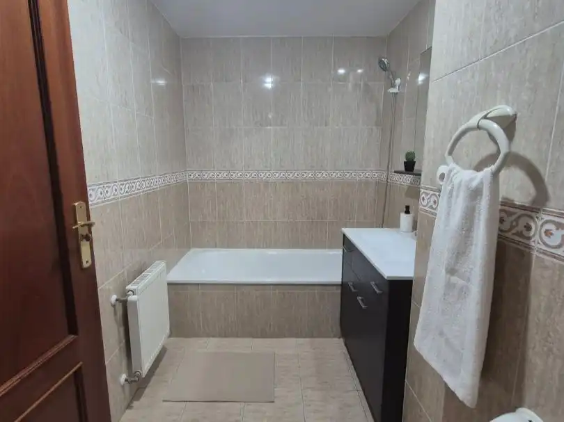 Wohnung zum Verkauf in Calle Toso Muñiz, 5, Versalles Badezimmer von Wohnung zum Verkauf in Avilés