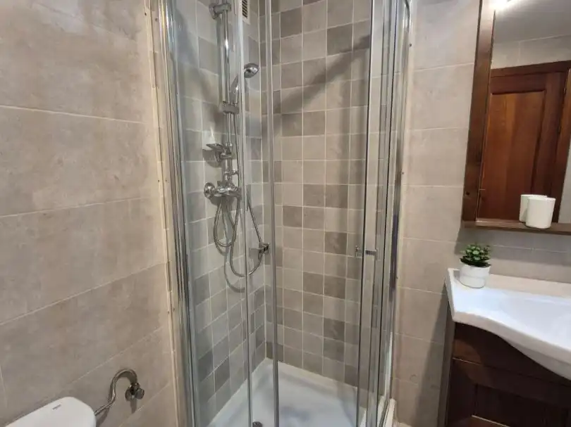 Wohnung zum Verkauf in Calle Toso Muñiz, 5, Versalles Badezimmer von Wohnung zum Verkauf in Avilés