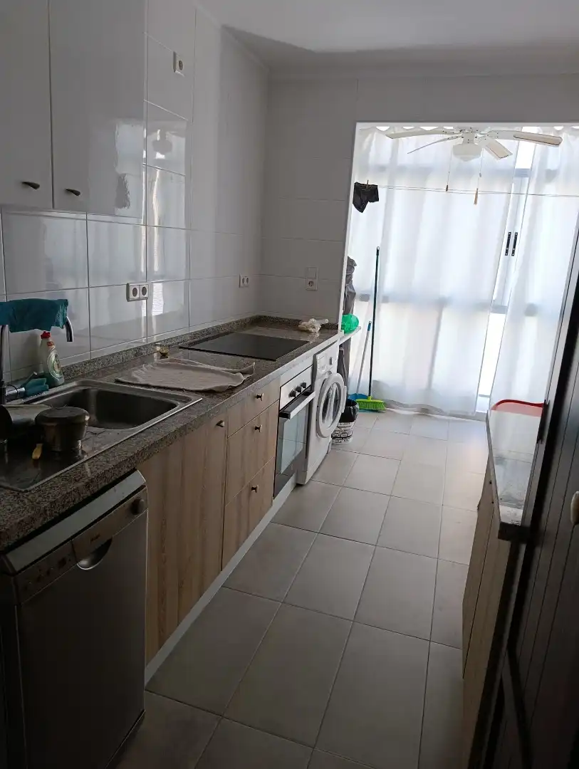 Kitchen of Flat for rent in Chipiona  with Air Conditioner, Terrace and Oven