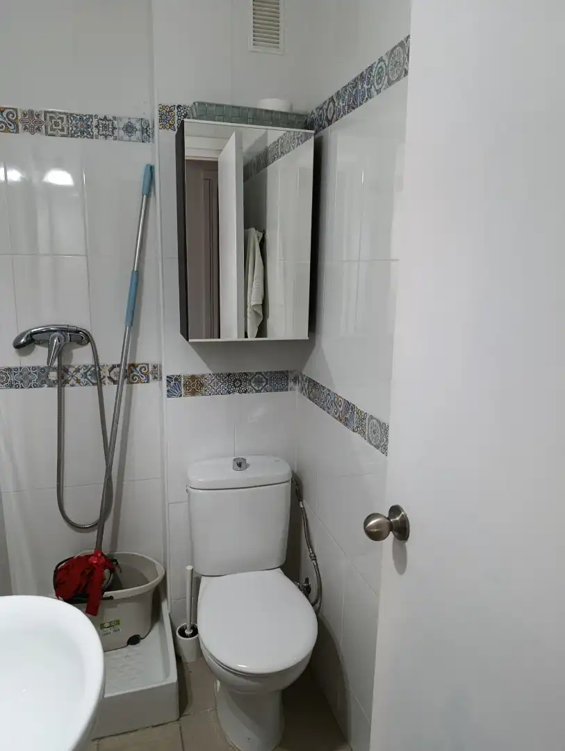 Bathroom of Flat for rent in Chipiona  with Air Conditioner, Terrace and Oven