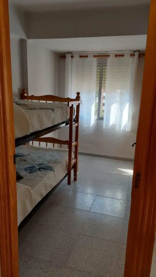Wohnung zur Miete in Carrer Doctor Terradell, 10, El Faro Schlafzimmer von Wohnung zur Miete in Cullera mit Klimaanlage, Abstellraum und Möbliert