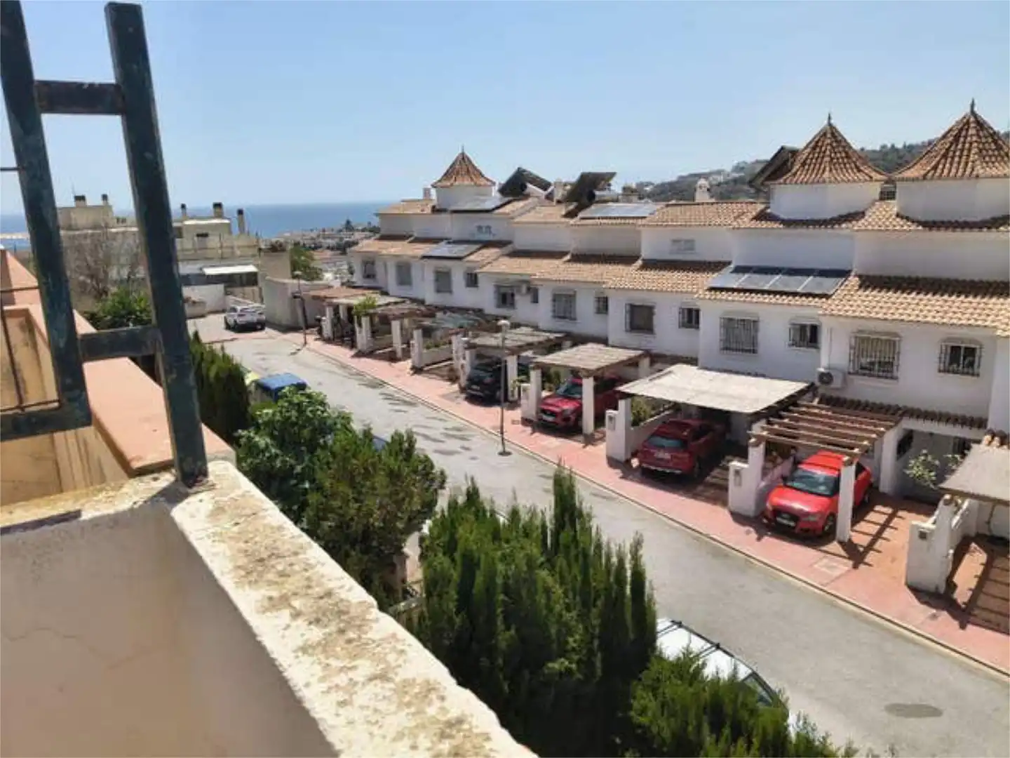 Exterior view of Houses for sale in Rincón de la Victoria  with Terrace and Swimming Pool