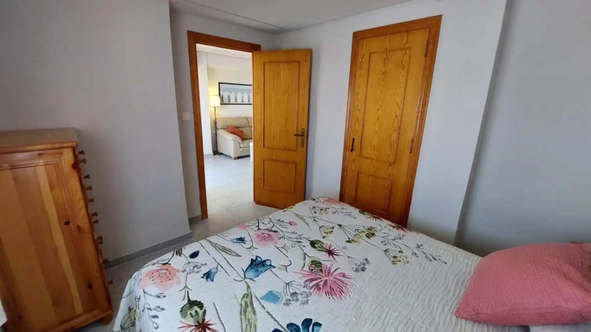 Wohnung zur Miete in Carrer Doctor Terradell, 10, El Faro Schlafzimmer von Wohnung zur Miete in Cullera mit Klimaanlage, Abstellraum und Möbliert