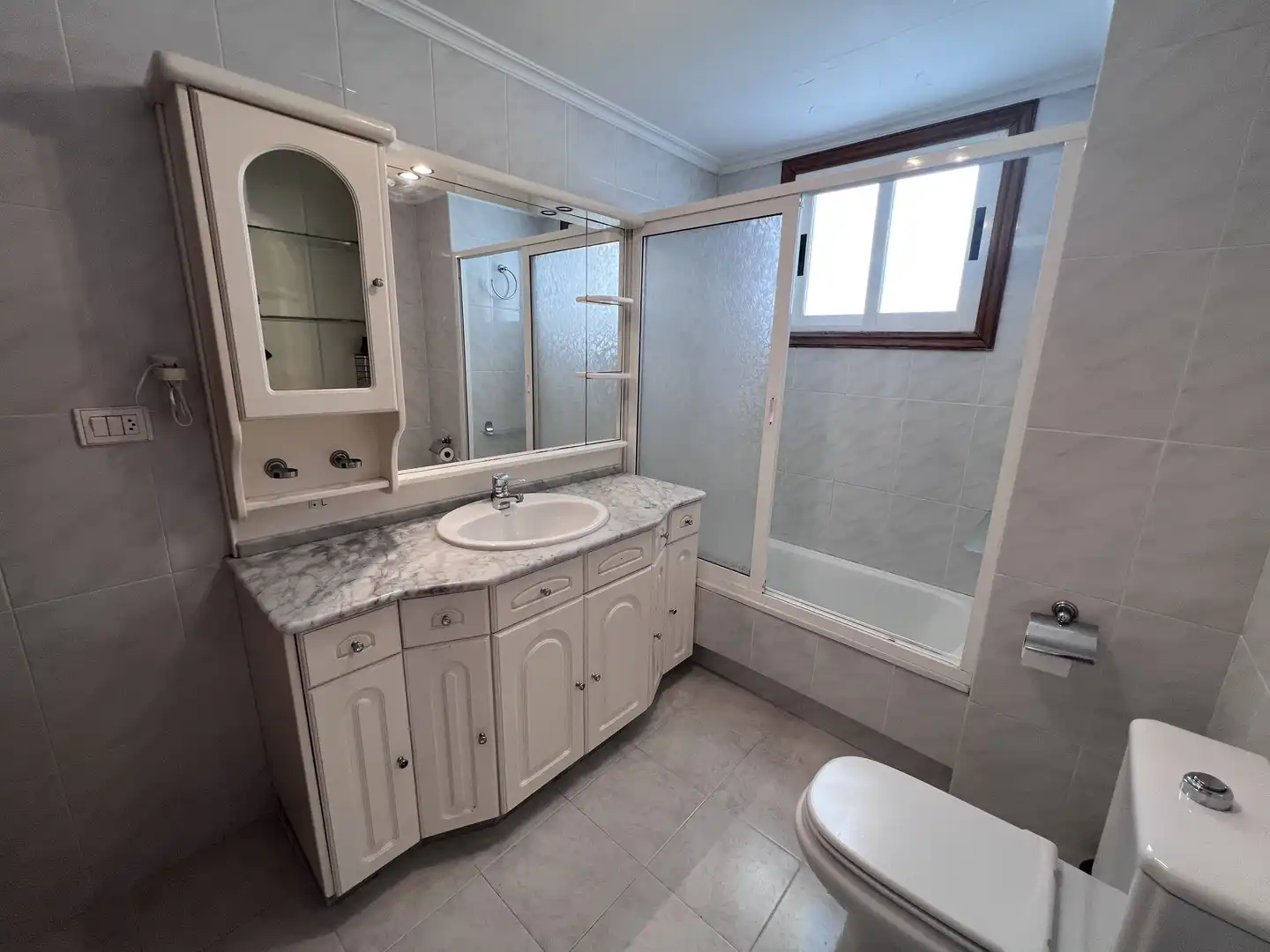 Piso en venta en Rúa Río, 40, A Coruña Capital Baño de Piso en venta en A Coruña Capital con Terraza