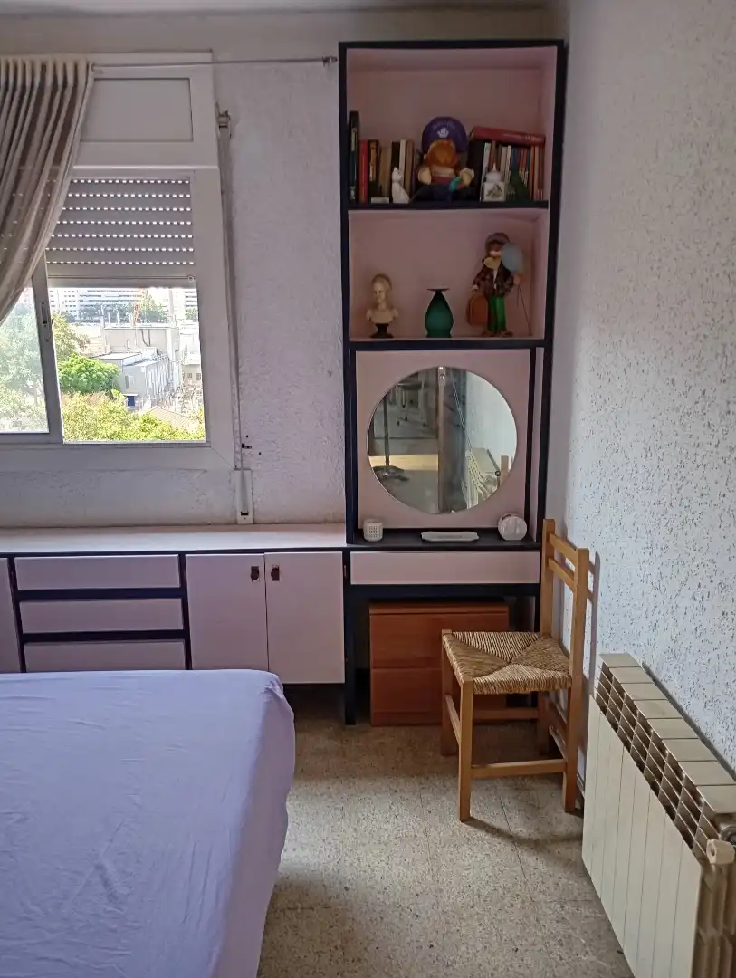 Zimmer in Carrer de Santander, 32, La Verneda i la Pau Zimmer in Carrer de Santander, 32, La Verneda i la Pau