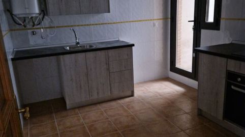 Wohnung zur Miete in Calle Navarrisquillos, 2, Navahermosa, Toledo - Bild 2 Foto 2 von Wohnung zur Miete in Calle Navarrisquillos, 2, Navahermosa, Toledo