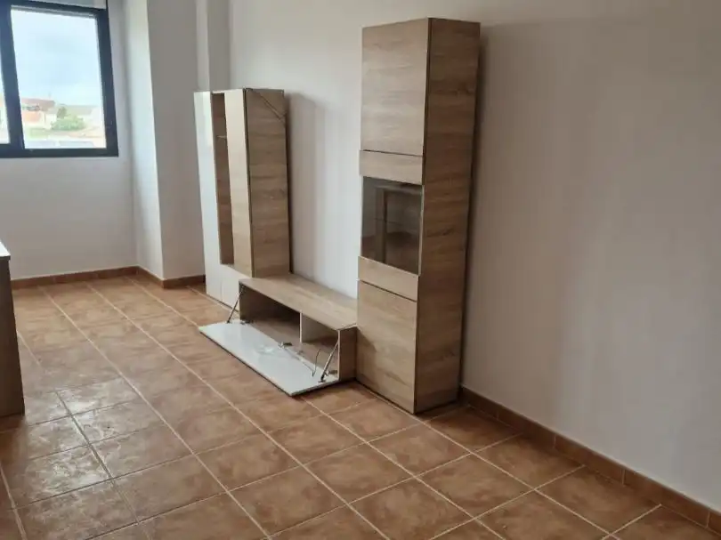 Wohnung zur Miete in Calle Navarrisquillos, 2, Navahermosa Wohnzimmer von Wohnung zur Miete in Navahermosa mit Heizung, Möbliert und Balkon