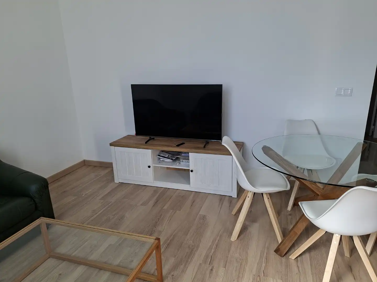 Living room of Apartments for rent in Cáceres  with Air Conditioner, Heating and Parquet flooring