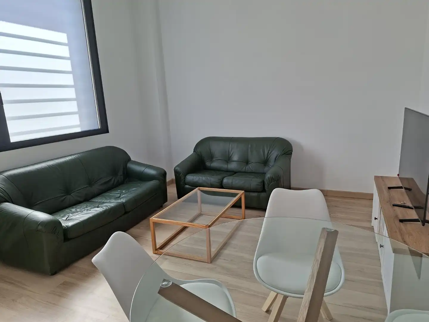 Living room of Apartments for rent in Cáceres  with Air Conditioner, Heating and Parquet flooring