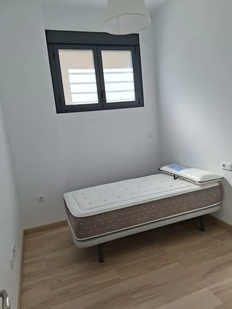 Bedroom of Apartments for rent in Cáceres  with Air Conditioner, Heating and Parquet flooring