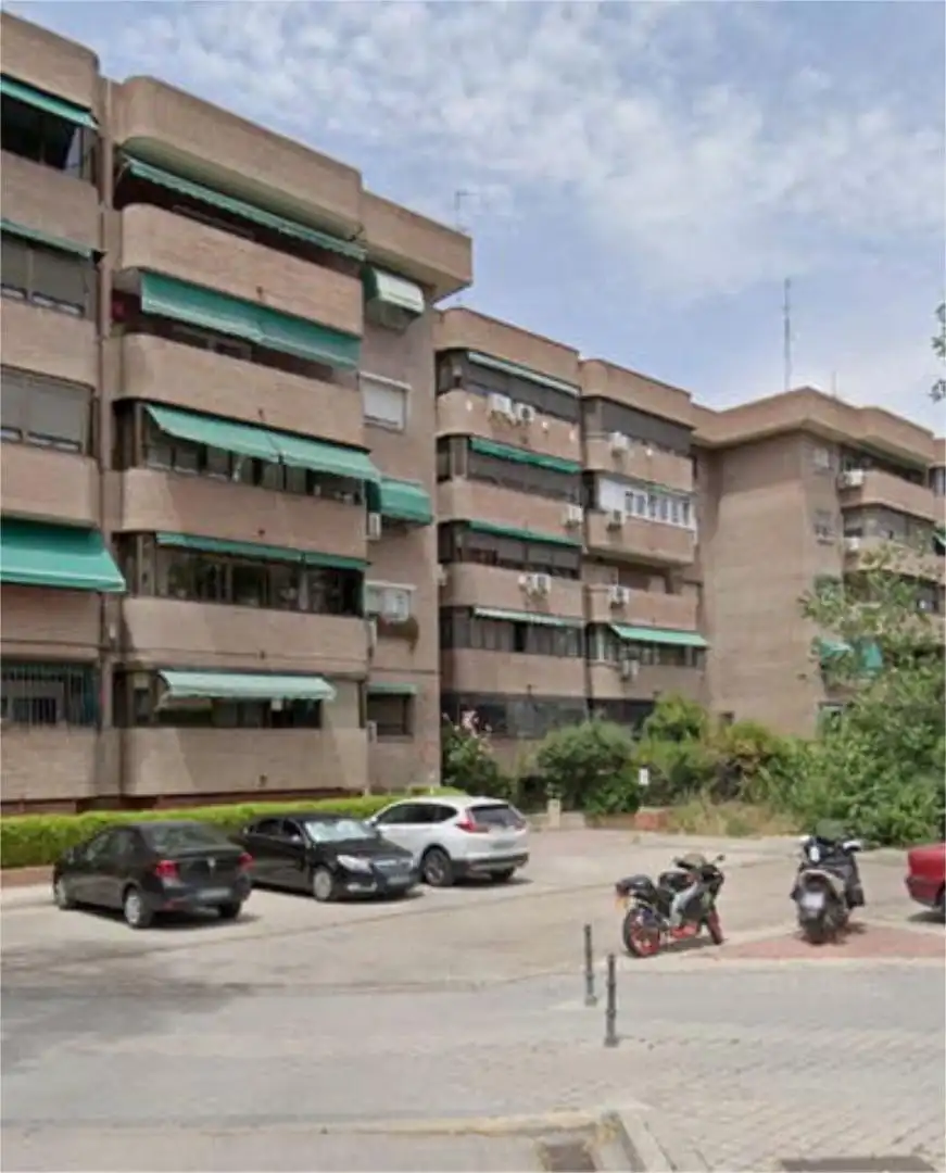 Exterior view of Garage for rent in Madrid