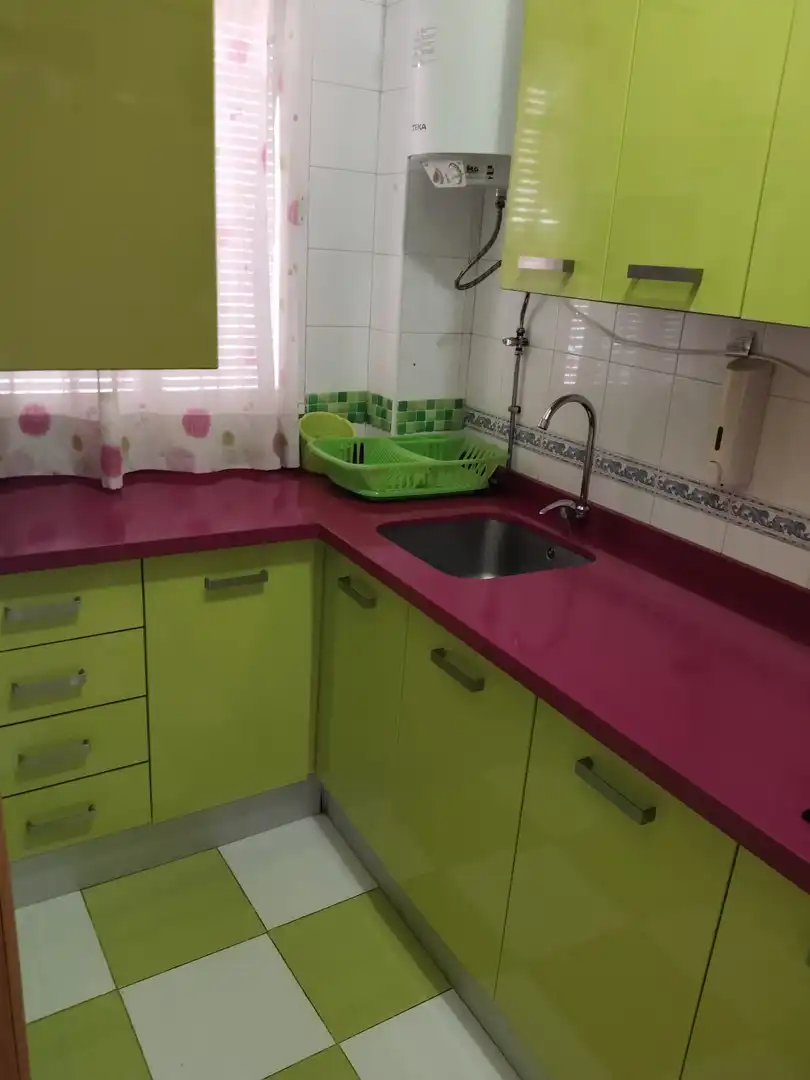 Flat for rent in Calle Fernando de los Ríos, 4, San Antón Kitchen of Flat for rent in Armilla with Heating and Furnished