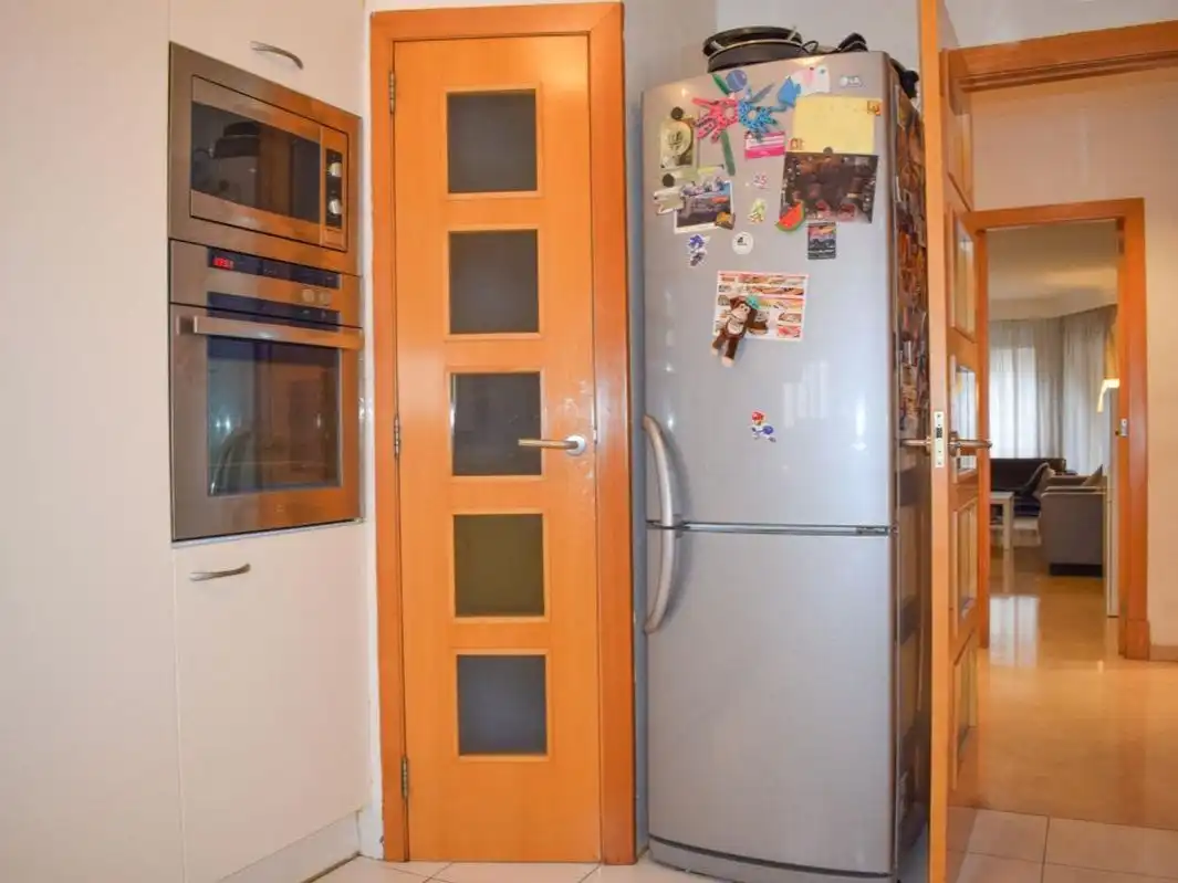Apartamento de alquiler en Carrer de la Ciutat de Reus, 2, Centre Cocina de Apartamento de alquiler en Salou con Amueblado