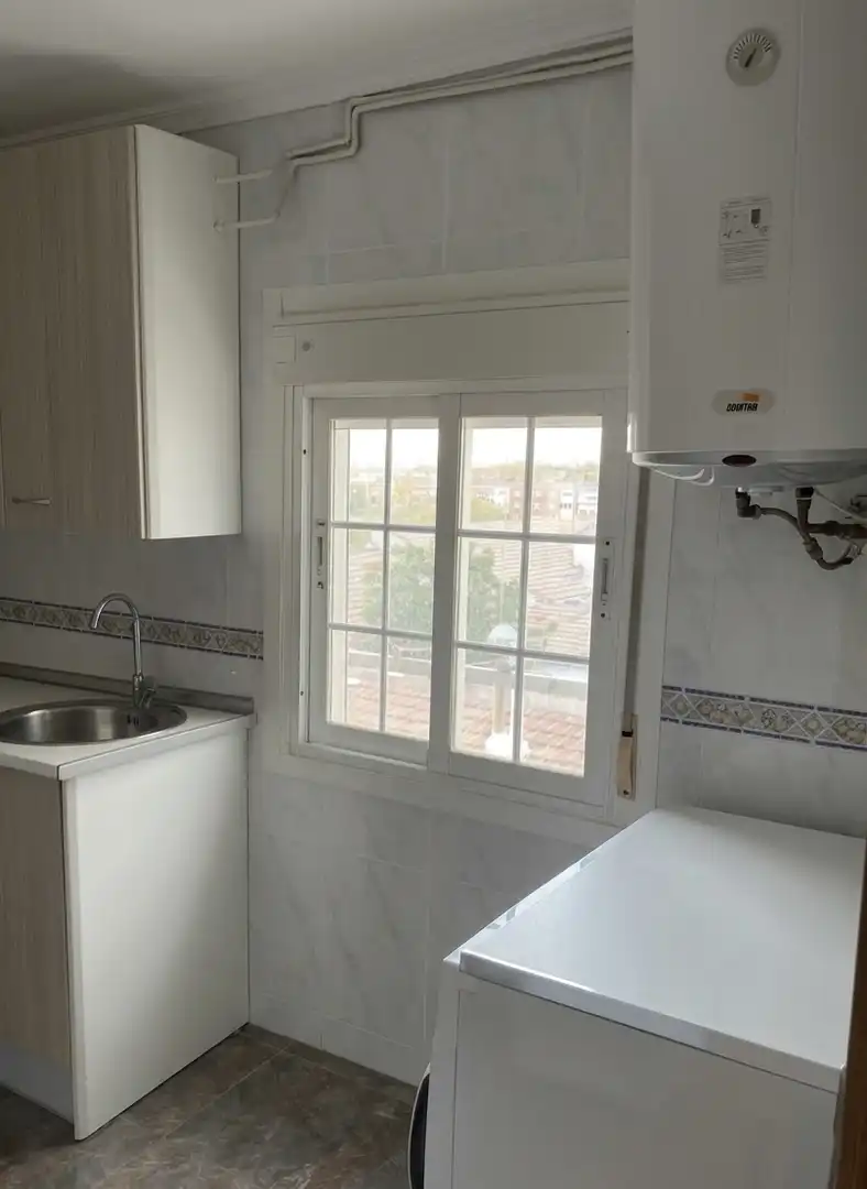 Flat for sale in Calle del Foso, 136, Centro Kitchen of Flat for sale in Aranjuez with Air Conditioner
