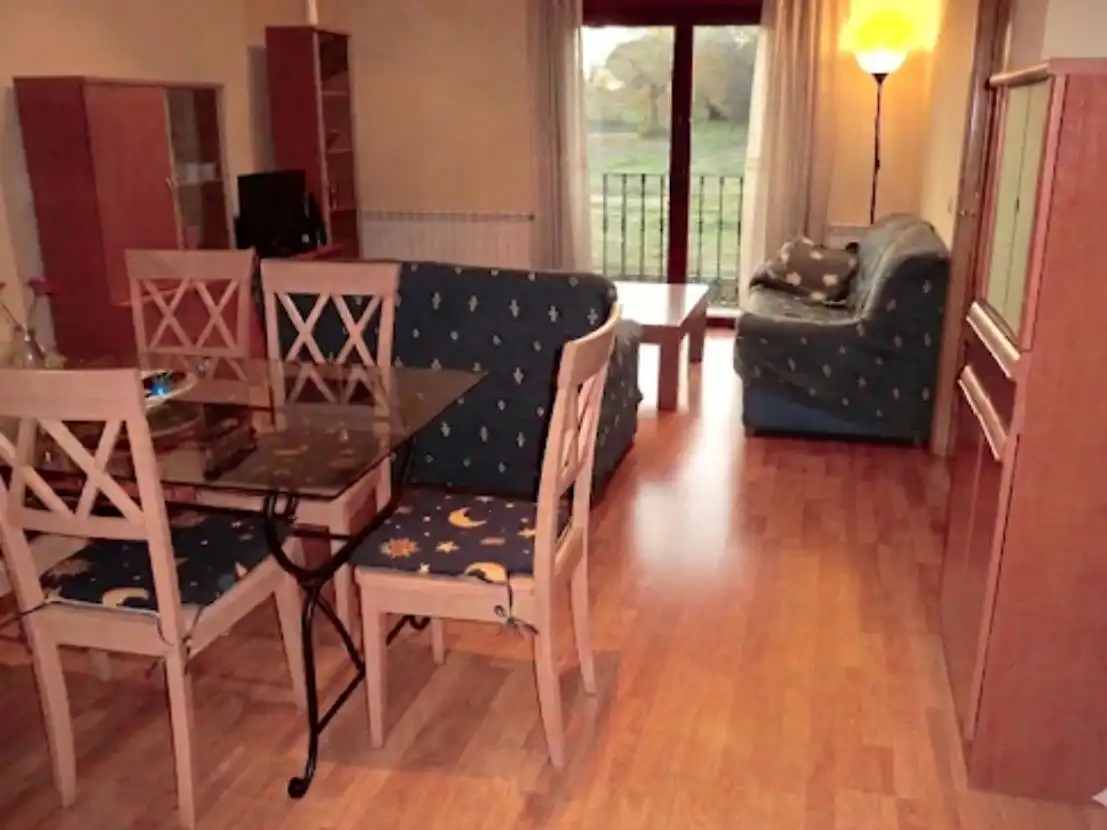 Apartament de lloguer a Calle Campomanes, 49, Pueblo Sala d'estar de Apartament de lloguer en Pozuelo de Alarcón amb Aire condicionat, Calefacció i Traster