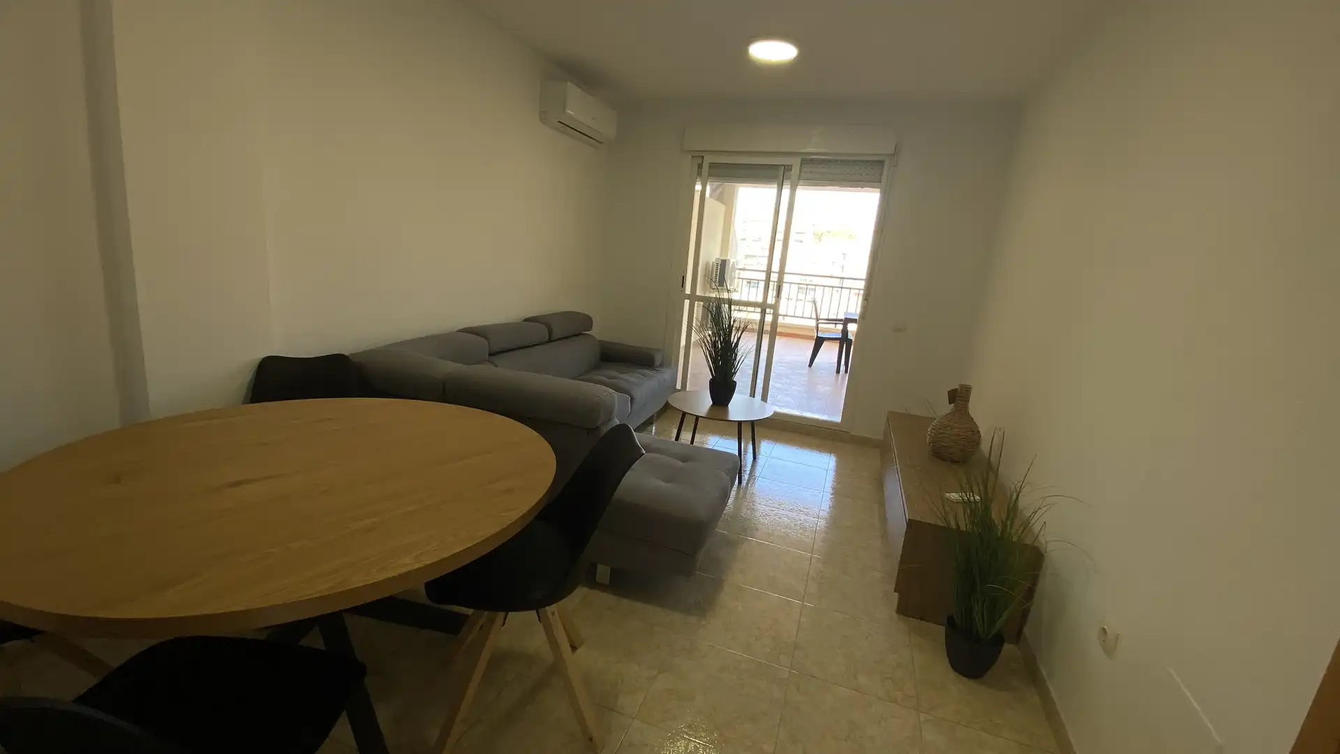 Flat for sale in Calle Miguel Rueda, 64, Aguadulce Norte Living room of Flat for sale in Roquetas de Mar with Air Conditioner, Terrace and Swimming Pool