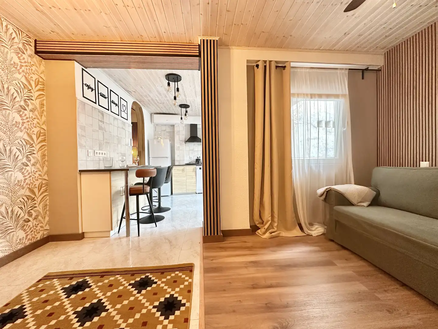 Apartament de lloguer a Calle Carmen Tato, 10, Santo Domigo Sala d'estar de Apartament de lloguer en Alicante / Alacant amb Aire condicionat, Calefacció i Parquet
