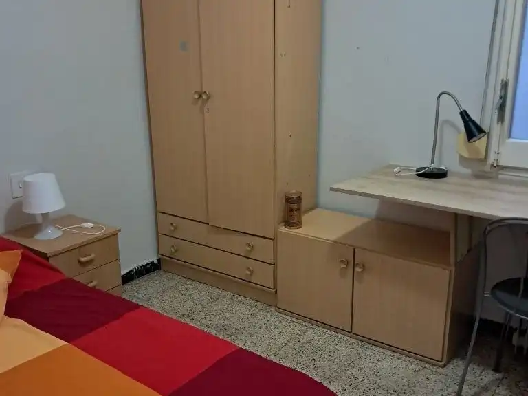 Habitación de Piso de alquiler en Manresa con Calefacción, Amueblado y Balcón