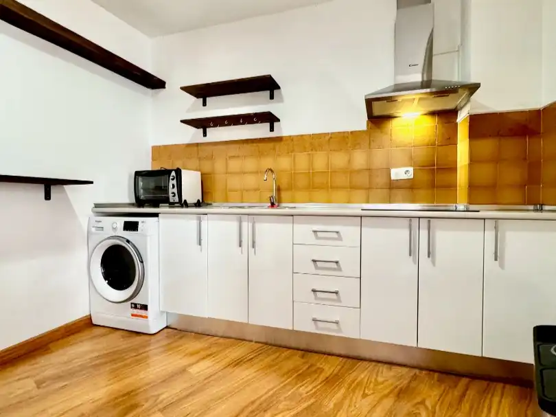 Pis de lloguer a Carrer de la Riera, 3, Sant Jaume Cuina de Pis de lloguer en Palma de Mallorca amb Aire condicionat, Parquet i Balcó