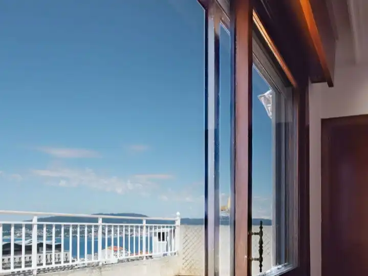 Dúplex en venta en Vigo  con Terraza