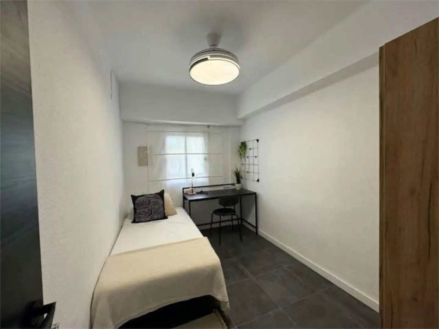 Flat for rent in Barrio de Benicalap Bedroom of Flat for rent in Valencia with Terrace