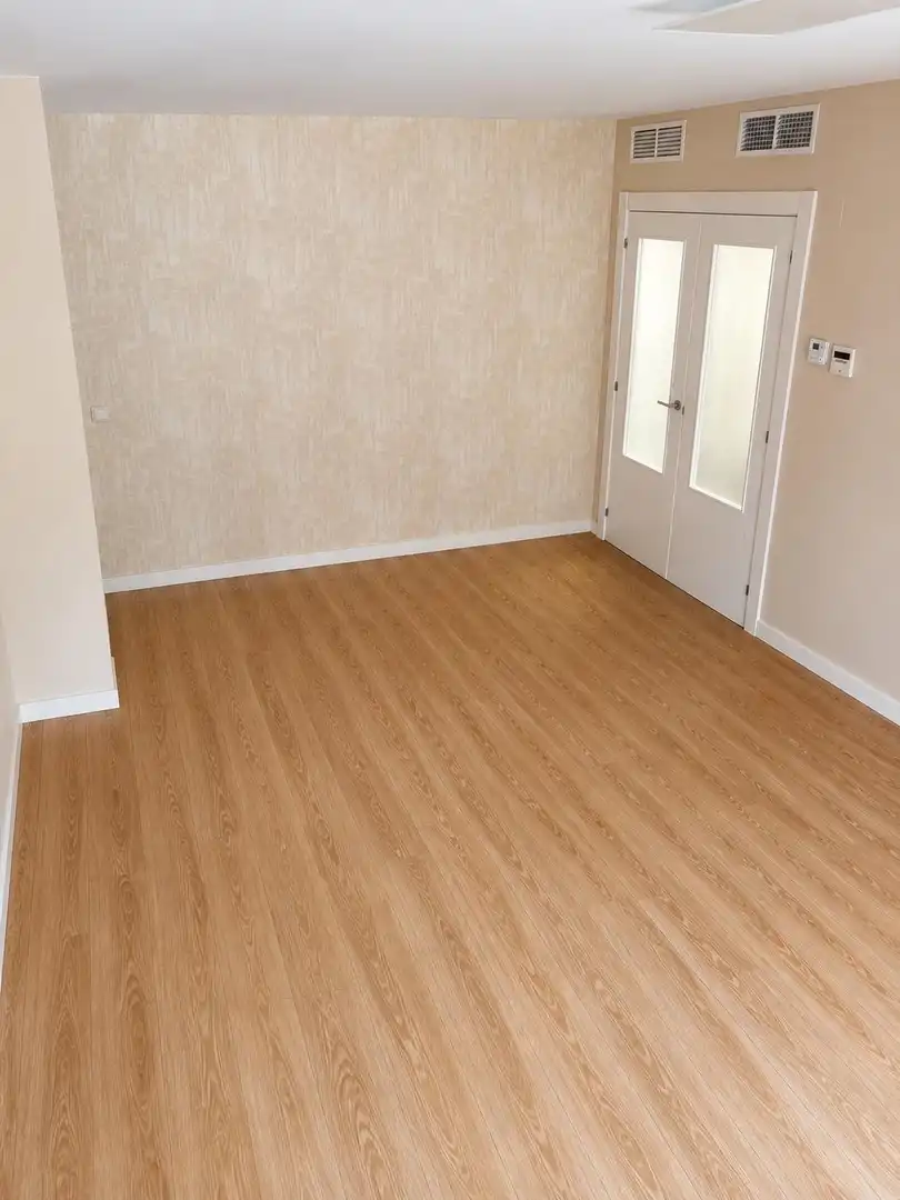 Flat for sale in Calle de Pablo Neruda, 20, Grancasa Flat for sale in Zaragoza with Air Conditioner, Heating and Private garden