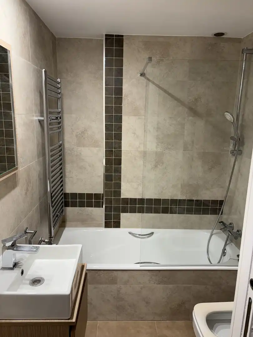 Flat for sale in Calle de Pablo Neruda, 20, Grancasa Bathroom of Flat for sale in Zaragoza with Air Conditioner, Heating and Private garden