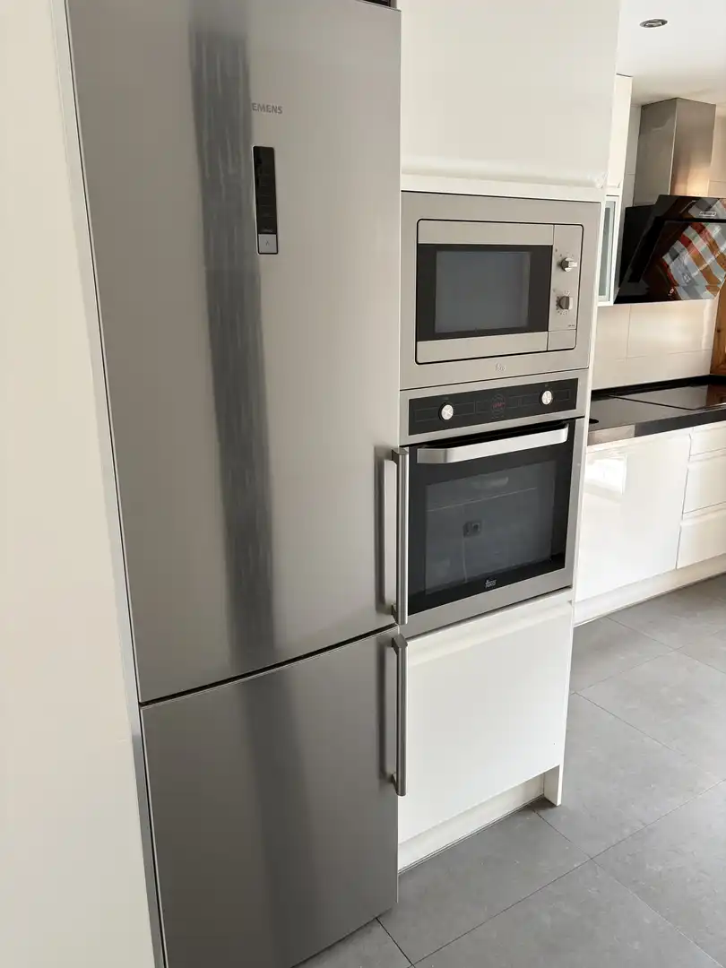 Flat for sale in Calle de Pablo Neruda, 20, Grancasa Kitchen of Flat for sale in Zaragoza with Air Conditioner, Heating and Private garden