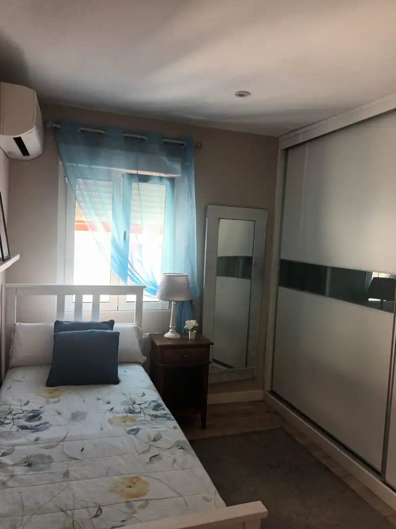 Piso de alquiler en Avenida Duques de Feria, 10, Zafra Habitación de Piso de alquiler en Zafra con Aire acondicionado, Calefacción y Parquet