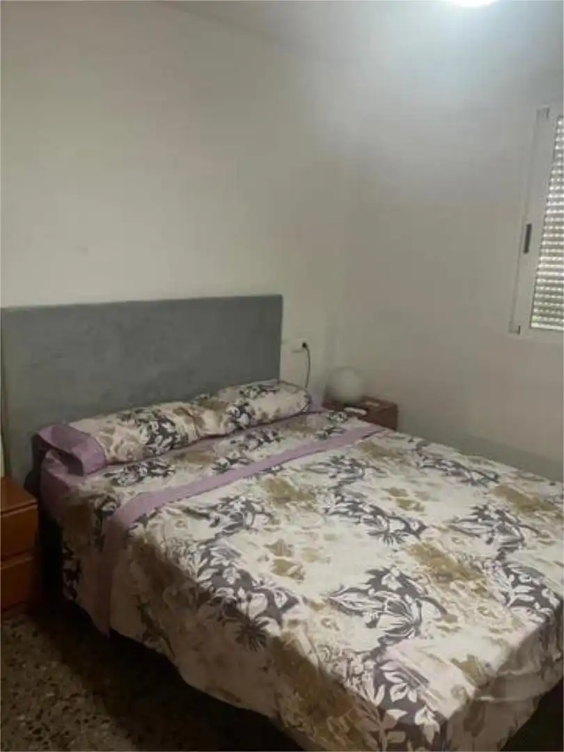 Habitación de Piso de alquiler en Castellón de la Plana / Castelló de la Plana con Calefacción, Jardín privado y Terraza