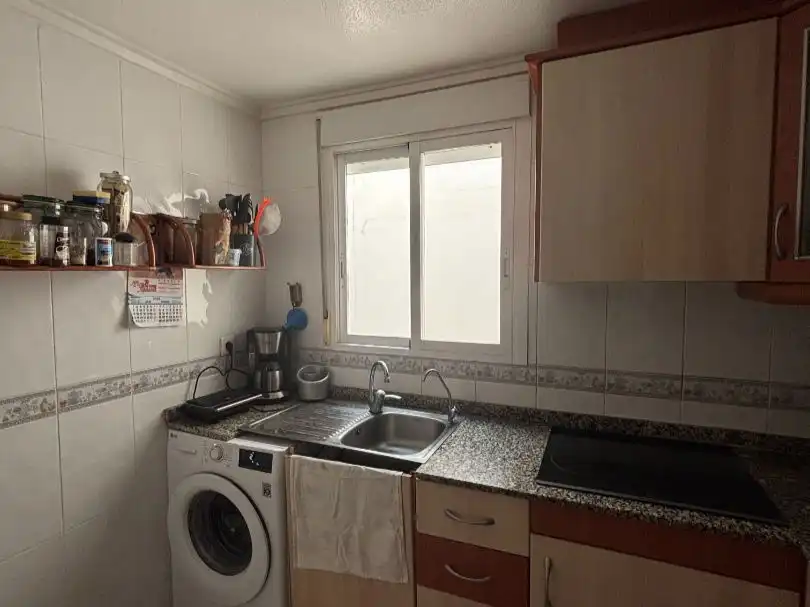Flat for sale in Calle Vicente Blasco Ibáñez, 146, Zona Playa del Cura Kitchen of Flat for sale in Torrevieja with Air Conditioner, Terrace and Swimming Pool