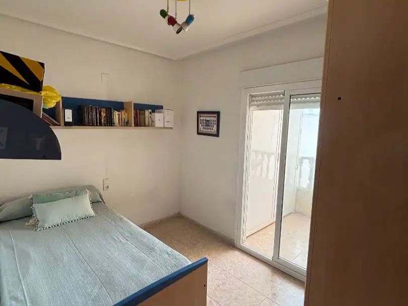 Flat for sale in Calle Vicente Blasco Ibáñez, 146, Zona Playa del Cura Bedroom of Flat for sale in Torrevieja with Air Conditioner, Terrace and Swimming Pool