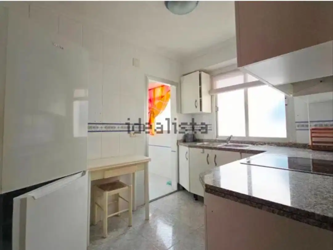 Küche von Wohnung zum Verkauf in Alicante / Alacant mit Balkon