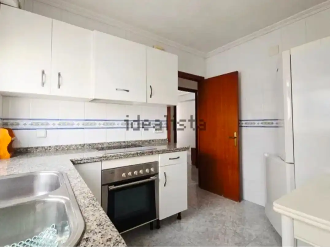 Küche von Wohnung zum Verkauf in Alicante / Alacant mit Balkon