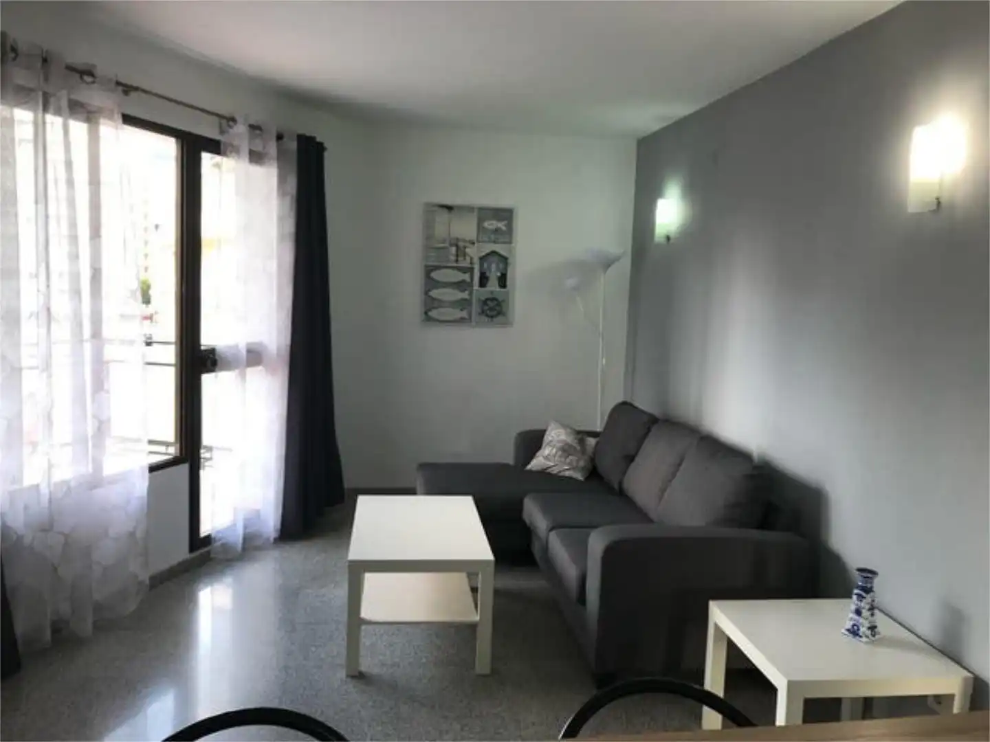 Apartament de lloguer a Manantiales - Estación de Autobuses Sala d'estar de Apartament de lloguer en Torremolinos amb Terrassa i Moblat
