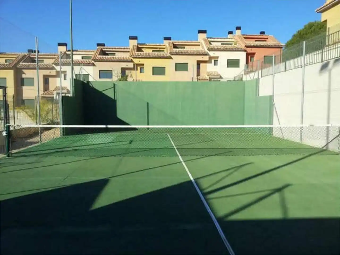 Vista exterior de Casa adosada en venta en Bétera con Calefacción, Jardín privado y Terraza