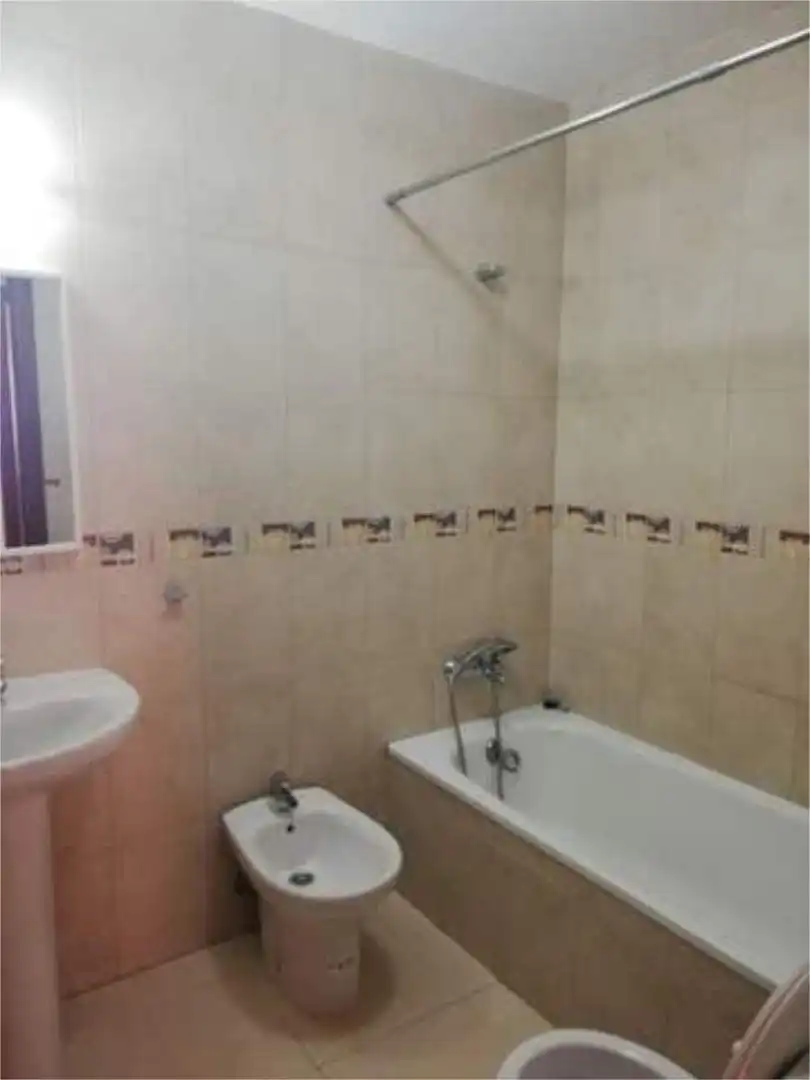 Piso de alquiler en Arucas Casco Baño de Piso de alquiler en Arucas