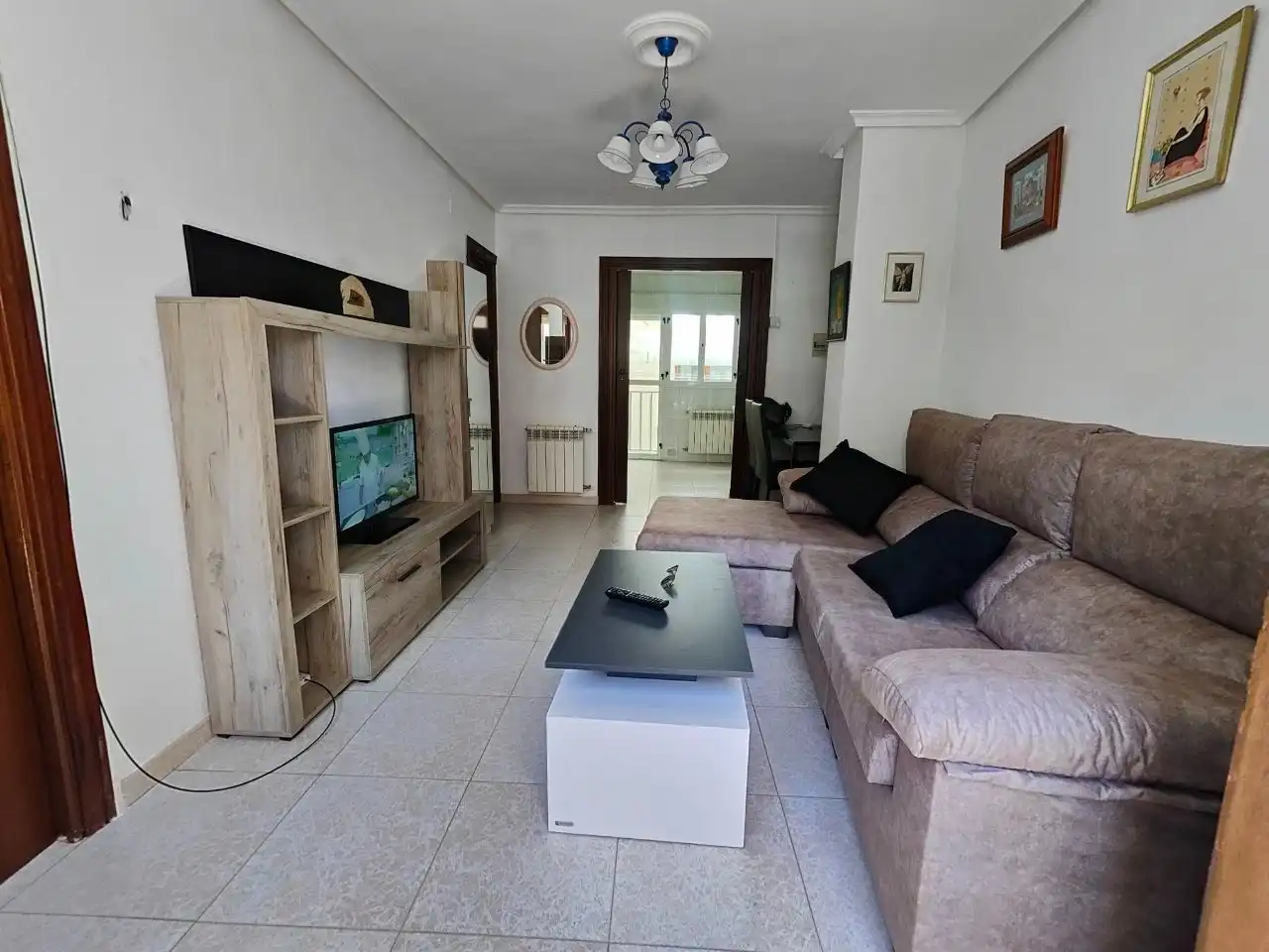 Sala de estar de Piso de alquiler en Saldaña con Calefacción y Amueblado