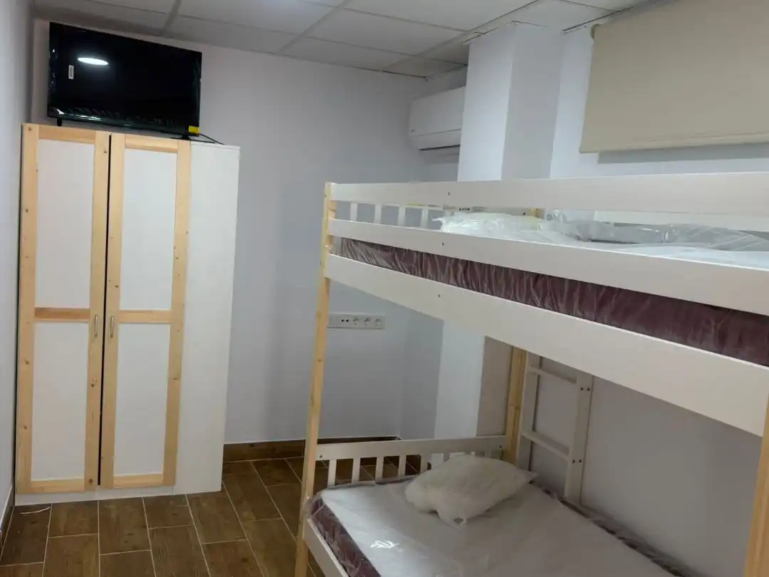 Wohnung zur Miete in Carrer Azorín, 2, Guardamar Playa Schlafzimmer von Wohnung zur Miete in Guardamar del Segura mit Klimaanlage, Heizung und Möbliert