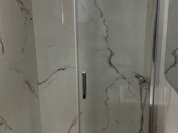 Wohnung zur Miete in Carrer Azorín, 2, Guardamar Playa Badezimmer von Wohnung zur Miete in Guardamar del Segura mit Klimaanlage, Heizung und Möbliert