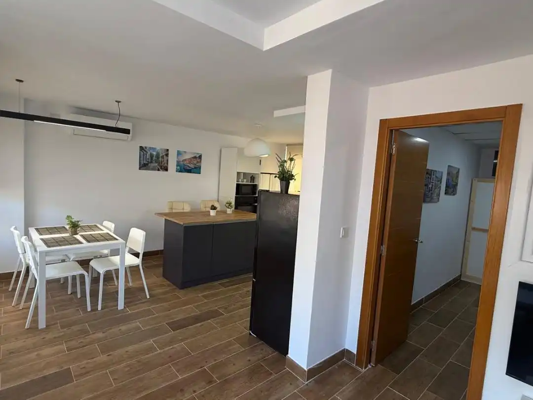 Flat for rent in Carrer Azorín, 2, Guardamar Playa Kitchen of Flat for rent in Guardamar del Segura with Air Conditioner, Heating and Furnished
